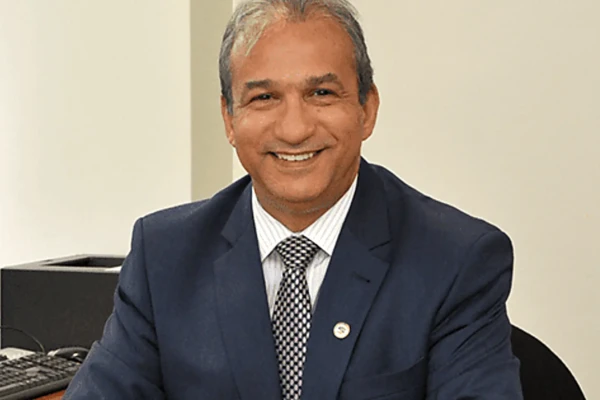 Primo expõe que desembargador que inocentou réu por estupro em MG já tentou abusar dele Magid Nauéf Láuar passou a ser investigado