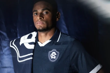 Jajá deixa o Goiás e reforça o Remo até 2027