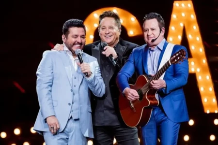 Leonardo e Bruno & Marrone lançam o show Cabaré em 9 de maio, em Goiânia