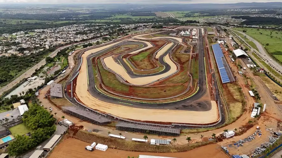 Mais de 200 estudantes irão atuar como voluntários no MotoGP