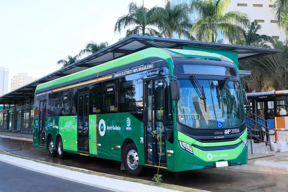 Linhas especiais de ônibus serão gratuitas para quem tiver ingresso do MotoGP