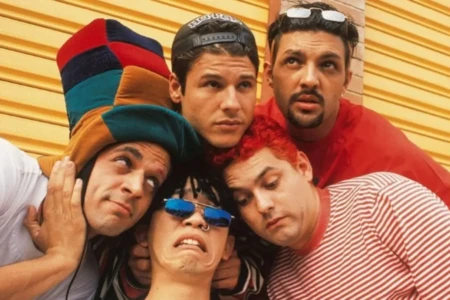 Mamonas Assassinas fizeram único show em Goiânia; vídeo da banda na cidade viralizou Grupo se apresentou no Ginásio Goiânia Arena em 1995