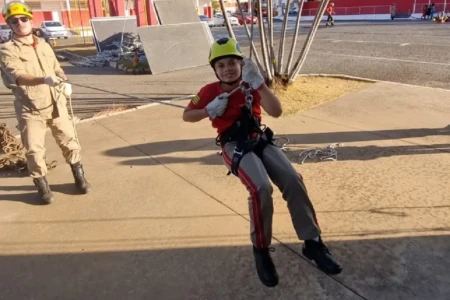 bombeiro mirim x capa