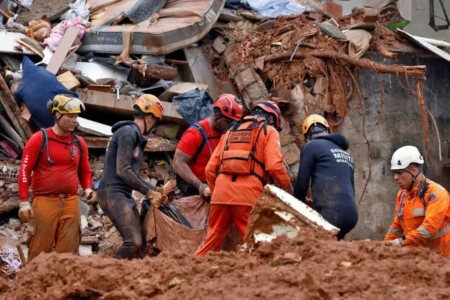 Chega a 70 o número de mortes em decorrência das chuvas em Minas Gerais três desaparecidos, além de mais de 4 mil desalojados