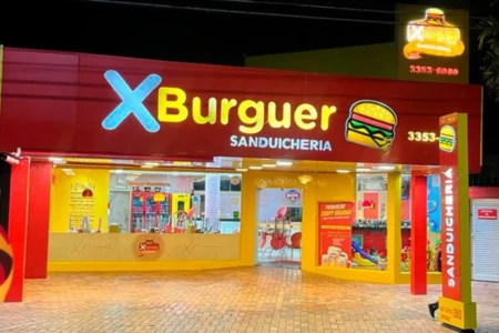 Lanchonete XBurguer, no centro de Goianésia (Foto: Reprodução)