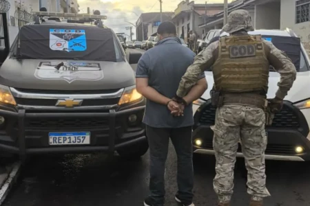 Batedor preso pela PM - (Foto: divulgação/COD)