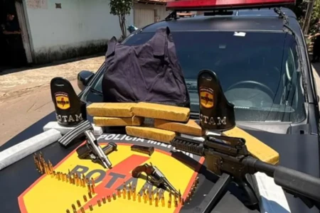 Rotam apreende fuzil, pistola, revólver e drogas após confronto em Goiânia