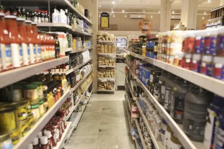 Goiânia e região metropolitana têm 10 mil vagas ociososas para supermercados, diz sindicato