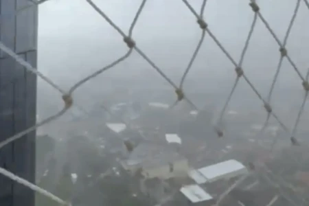 Chove forte em bairros da região sul de Goiânia; vídeo (Foto: Reprodução)