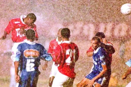 Reinaldo Aleluia, ex-atacante do Vila Nova,morre aos 53 anos