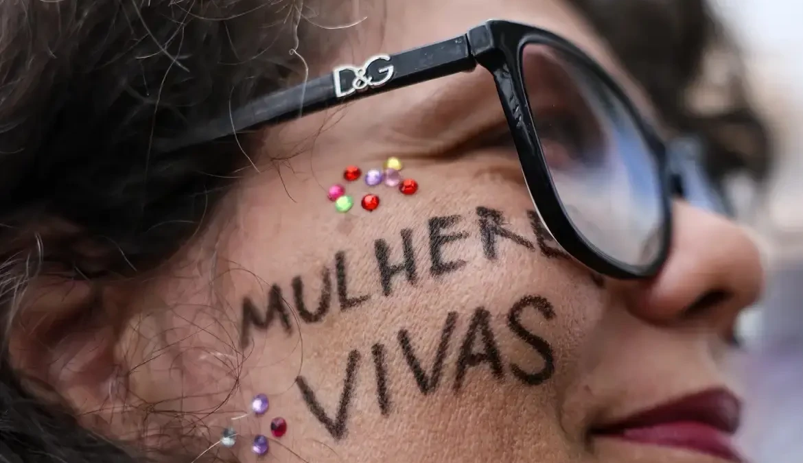 Projetos liderados por mulheres devem usar base científica no enfrentamento à violência de gênero em Goiás