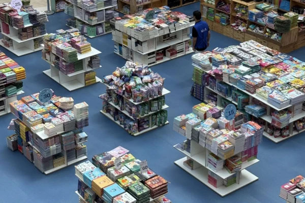 Feira de livros em Goiânia reúne títulos a partir de R$ 15; saiba onde