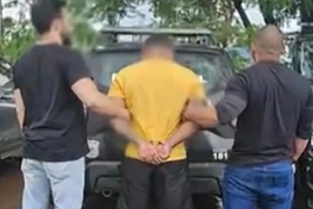 Imagem do homem preso