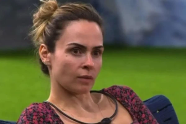 BBB é cultura: veja cinco livros já indicados por Ana Paula Renault (Foto: Reprodução)