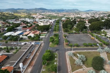 Cidade em Goiás nasceu de um projeto de colonização agrícola do governo governo de Getúlio Vargas; município hoje 22 mil habitantes Ceres
