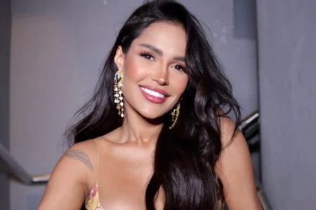 Ônibus da equipe da ex-BBB Flay se envolve em acidente com morte em Pernambuco Cantora se pronunciou nas redes sociais