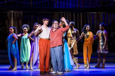 Musical sobre Tom Jobim faz temporada de três dias em Goiânia