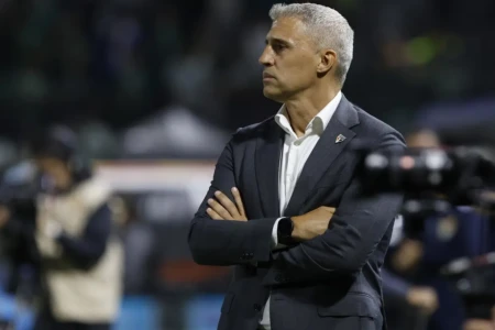 Crespo em jogo pelo São Paulo