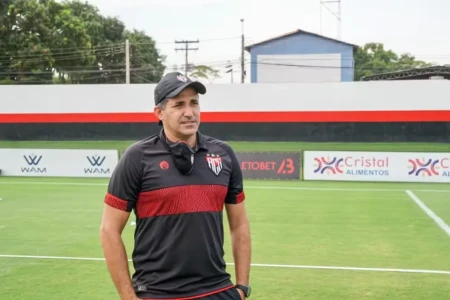 Velho conhecido: quem é Eduardo Souza, técnico que assume o Atlético