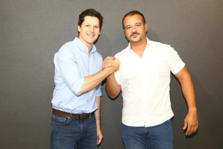 42f02c25-8cd5-4091-8067-5ee63b5c5bec