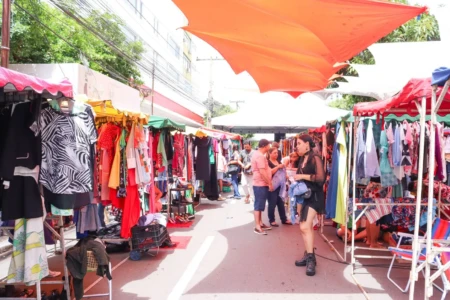 Viva o Centro promove feira de brechós, cultura e serviços de saúde neste sábado em Goiânia