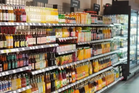 Cerca de 150 distribuidoras fecharam após lei que limita horário em Goiânia, diz associação (Foto: Reprodução)