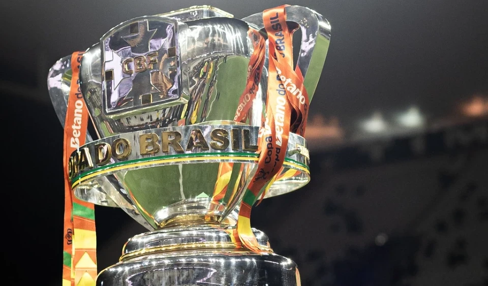 Goiás e Atlético avançam na Copa do Brasil e garantem premiação milionária
