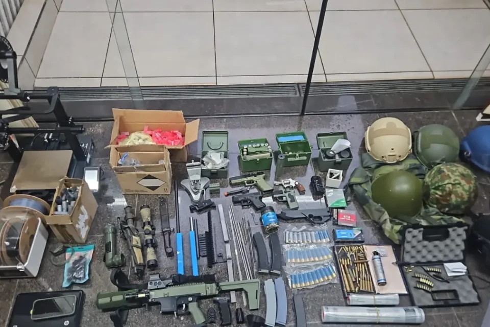 dimensao 25 Quadrilha que vendia armas feitas por impressoras 3D em Goiás é alvo de operação