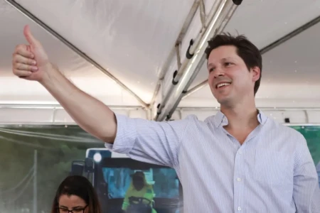 795148f3-d9f6-4169-a2cc-1fbba57d3828