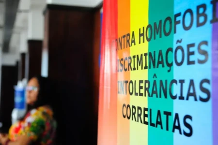 Diocese de Luziânia apura denúncia de homofobia feita contra padre em casamento