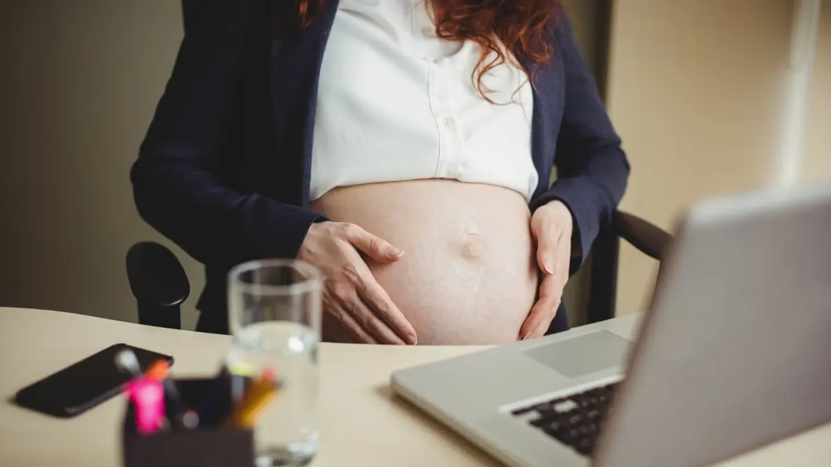 'Barriga feia' e 'filho com deficiência': TRT-GO condena empresa por assédio contra funcionária gestante