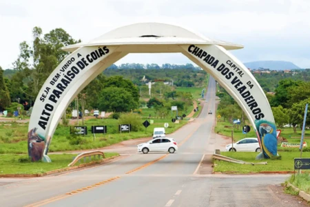 Crime ocorreu em bar às margens da GO-239 Chapada dos Veadeiros Jovem é morto a tiros durante festa de cavalgada em Alto Paraíso de Goiás