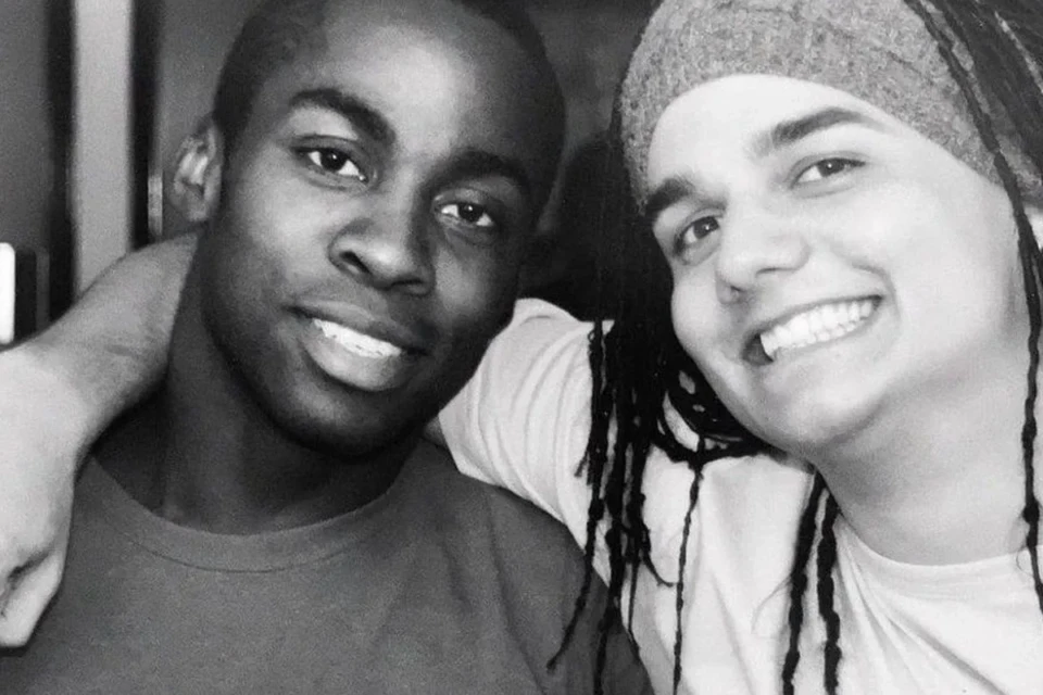 Os atores Lázaro Ramos e Wagner Moura jovens