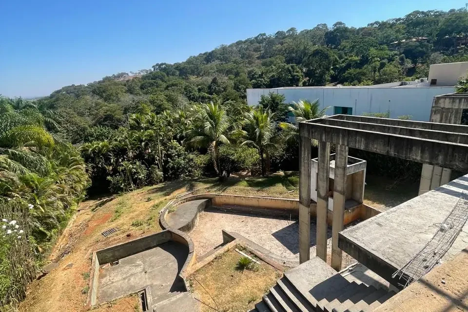 Retrofit: entenda a obra que deu cara à mansão de R$ 24 milhões em Goiânia 11 whatsapp image 2026 03 16 at 17 47 26 Retrofit: entenda a obra que deu cara à mansão de R$ 24 milhões em Goiânia