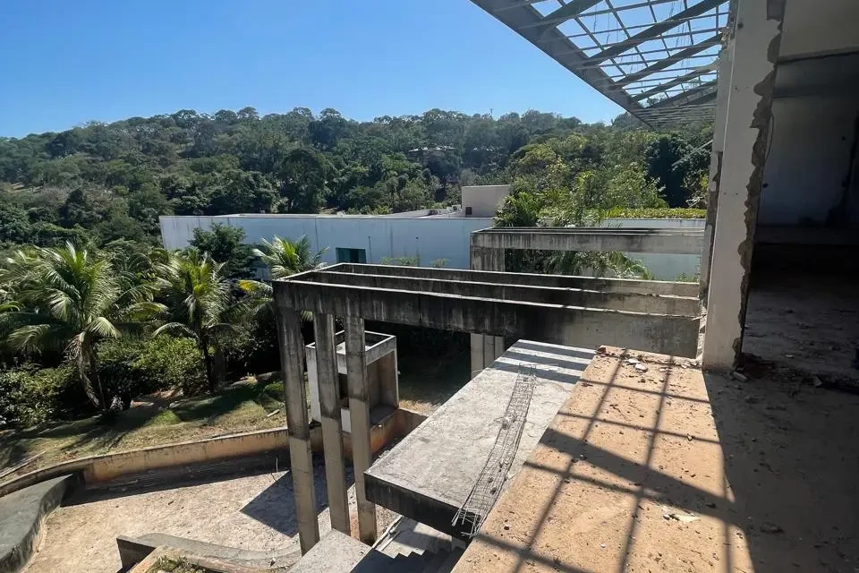 Retrofit: entenda a obra que deu cara à mansão de R$ 24 milhões em Goiânia 9 whatsapp image 2026 03 16 at 17 47 26 2 Retrofit: entenda a obra que deu cara à mansão de R$ 24 milhões em Goiânia