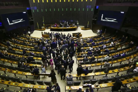 Câmara analisa projeto que reajusta limite de faturamento do MEI (Foto: Agência Câmara)