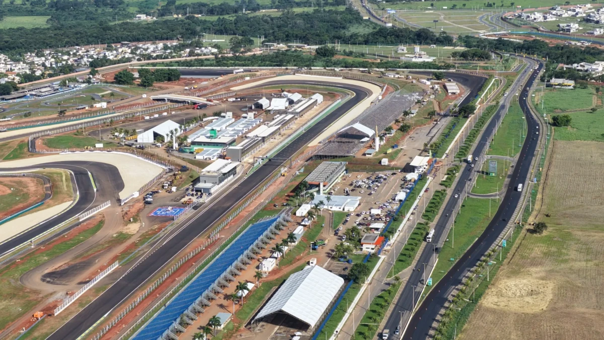 Vista aérea do Autódromo de Goiânia - Saiba como chegar ao Autódromo de Goiânia para o MotoGP Brasil 2026