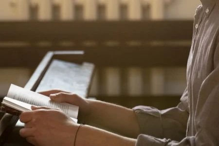 Juiz compara pastor a 'padre excomungado' e determina retomada de igreja em Matrinchã