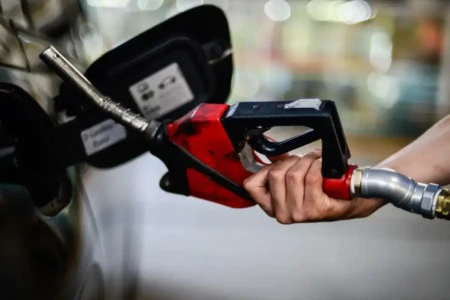 ANP manda Petrobras ofertar mais diesel e gasolina às distribuidoras de imediato (Foto: Agência Brasil)