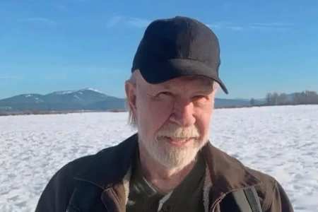 Chuck Norris passa mal e é levado ao hospital