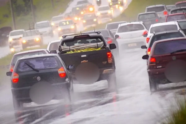 Previsão é de chuva durante todo o final de semana em Goiânia e mais de 100 cidades de Goiás. Foto: Jucimar de Sousa