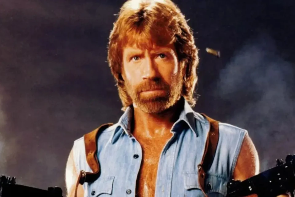 Chuck Norris, astro de ação e ícone das artes marciais, morre aos 86 anos Carlos Ray Norris nasceu no dia 10 de março de 1940