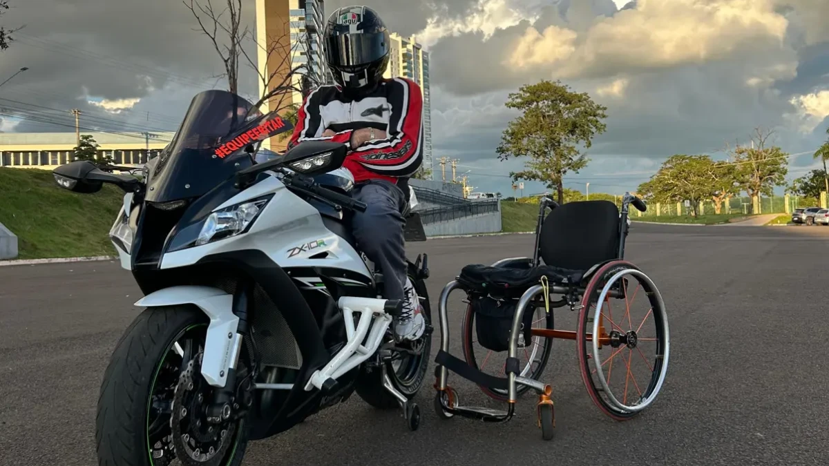 captura de tela 2026 03 20 183253 MotoGP: cadeirante viaja 860 km de moto para ver ídolo Marc Márquez e corrida em Goiânia