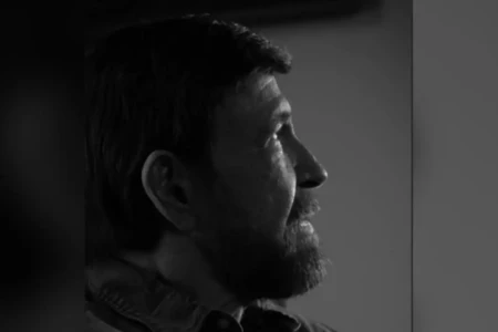 Ator considerado lenda das artes marciais morreu de forma tranquila, segundo familiares