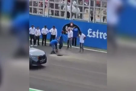 MotoGP: buraco na pista do autódromo atrasa treinos neste sábado (21) em Goiânia