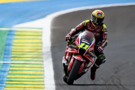 Diogo Moreira aponta ressalvas após problemas no asfalto