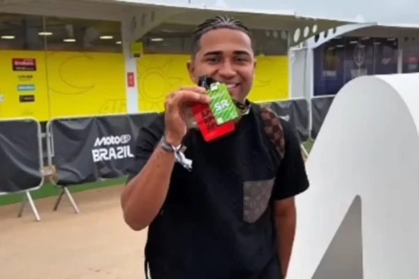 MotoGP: ingresso de R$ 20 mil compensa? Torcedor mostra exclusividades da entrada VIP em Goiânia vídeo assista