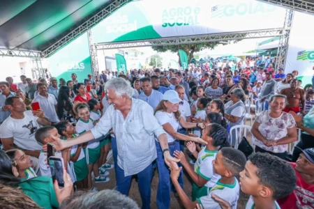 9f40df7a-f0d4-4efc-a07f-8ee3bdfa762b