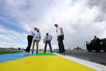 Governo de Goiás e MotoGP alinham melhorias para próxima edição em Goiânia