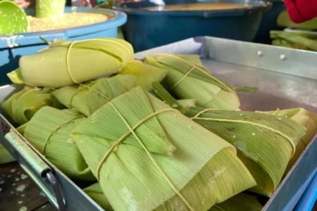 Maior pamonhada do mundo acontece em cidade de Goiás; saiba onde e quando Evento deve distribuir 35 mil pamonhas